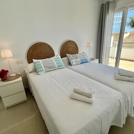 Paradise - Concha Blanca Villa Nerja